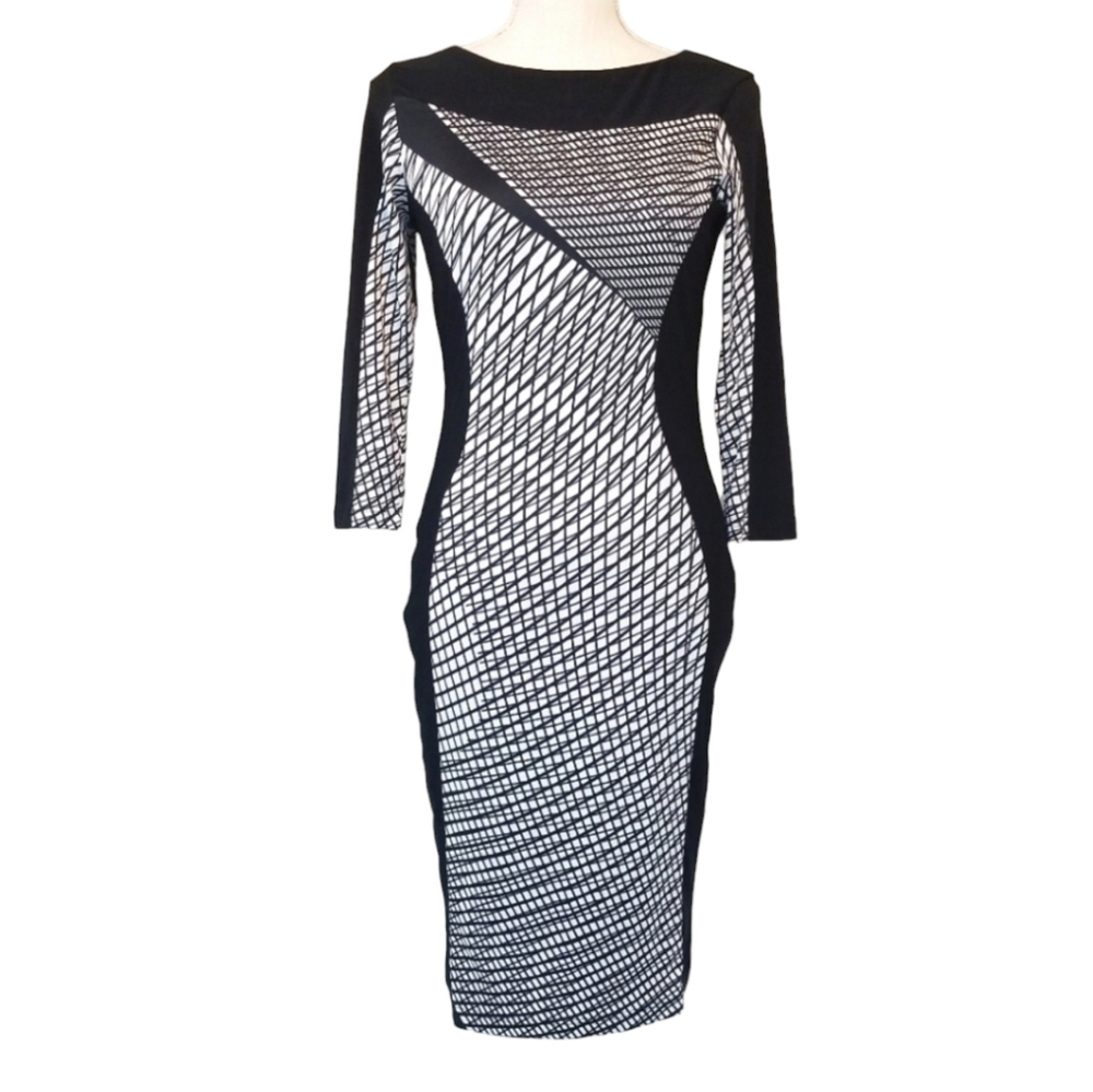 🛍 Tango Mango Black Abstract Design Form Fitting Back Zipper Dress